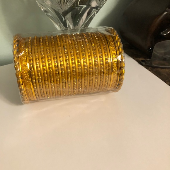 Indian bangles set - Picture 2 of 2